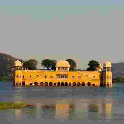https://cdn-eu.aglty.io/sunstoneuniversity/Attachments/NewItems/jal_mahal-1-compressed_20230220134940_0.jpg